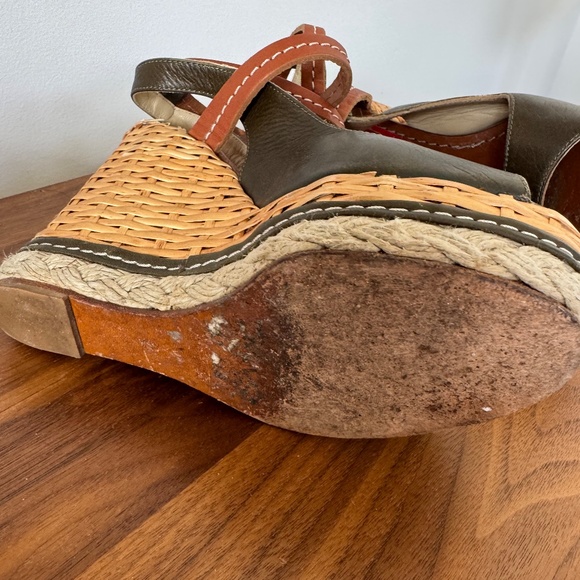 Paloma Barcelo Wedges - Picture 8 of 8